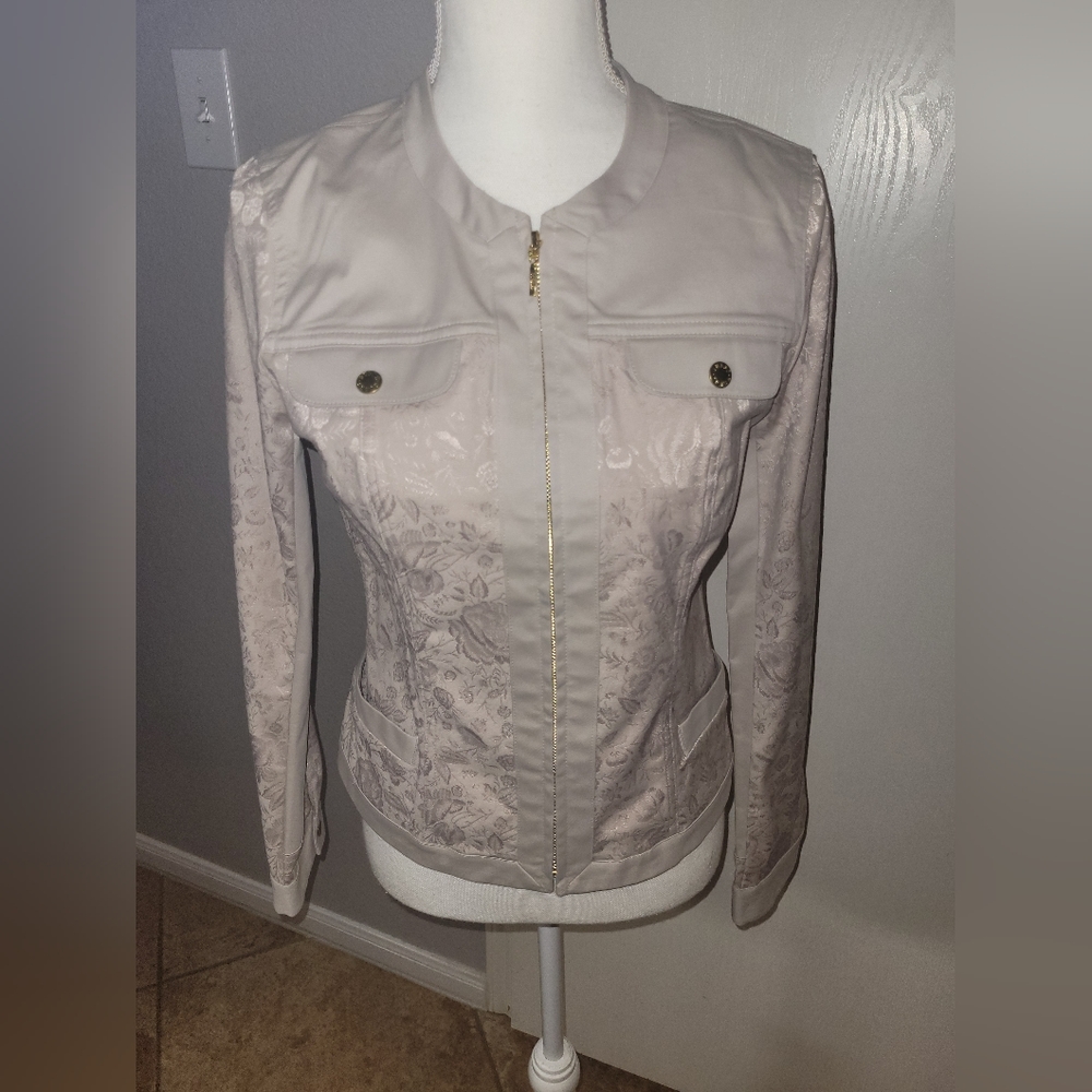 Guess Jacket - Picture 4 of 5